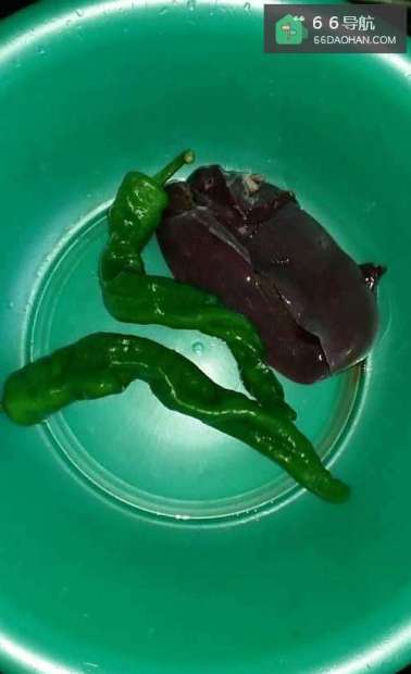 湖南家常菜青椒炒猪肝