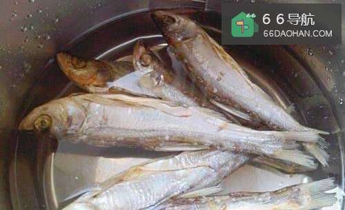 咸鱼炒豆角做法