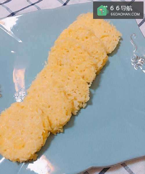 鸡蛋米饭饼的做法