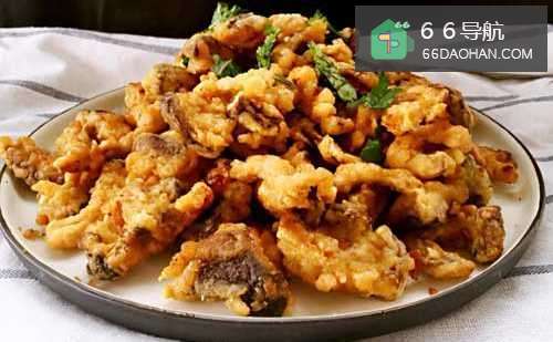 炸蘑菇的家常做法,外酥里嫩。