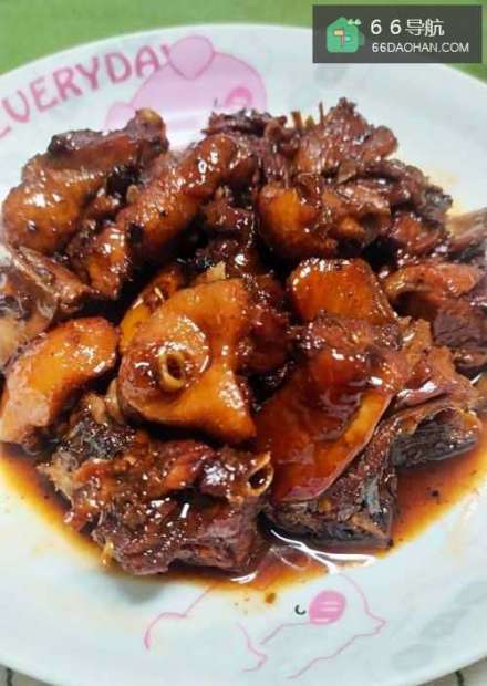 怎样在家就可以简单做一份客家三杯鸭呢?