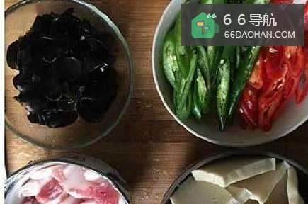 香喷喷的干锅千叶豆腐