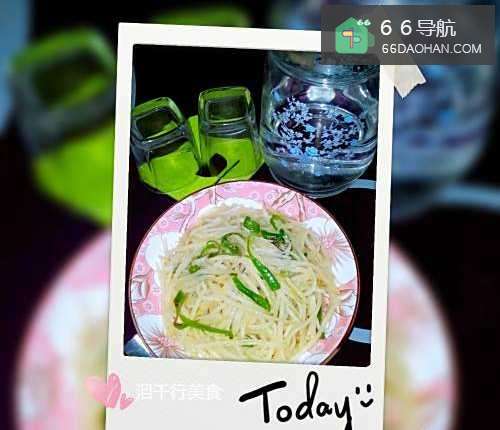 家常尖椒土豆丝的做法