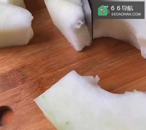 红烧冬瓜在家怎么做呢?比红烧肉还好吃