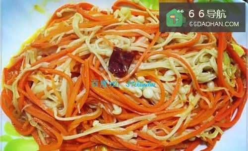 家常菜系胡萝卜丝炒金针菇