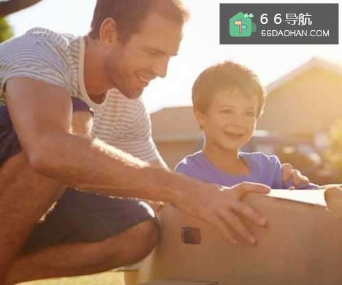 如何陪孩子做手工作品?