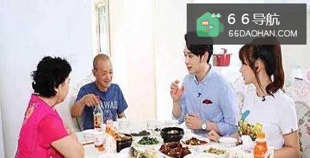 首次去恋人家做客,应该做好哪些“功课”?