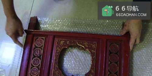 如何教孩子学会保护木雕版