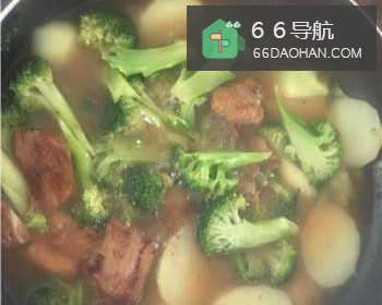 西兰花土豆排骨汤怎么做?家常做法详细步骤介绍