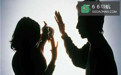 吵架时男友爱动手怎么办