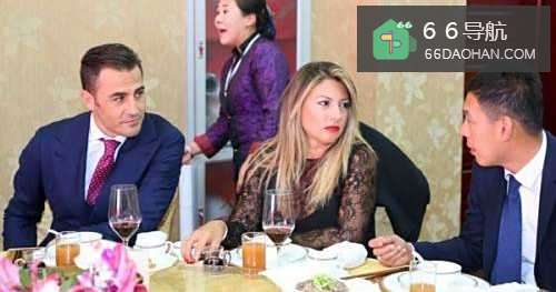 职场中如何和客户交朋友