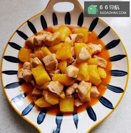 怎么在家就可以简单烹饪一份菠萝炒鸡胸肉呢？