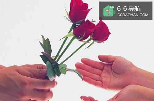 恋爱中的女生要如何做呢?