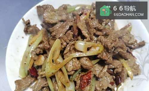 家常菜-葱爆牛肉的做法