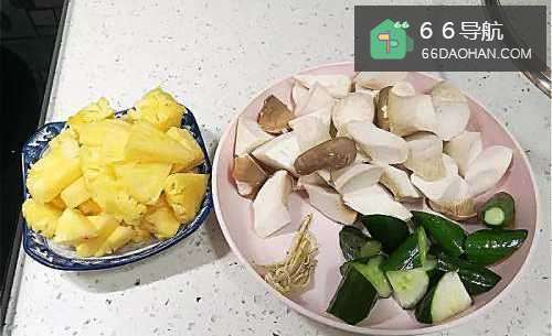 如何做杏鲍菇炒凤梨