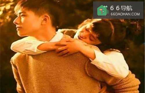 恋人过于粘人怎么办