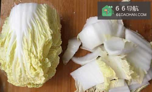 家常菜白菜煮豆腐怎么做