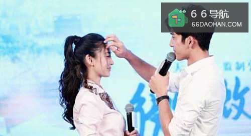 如何在社交软件上撩妹?