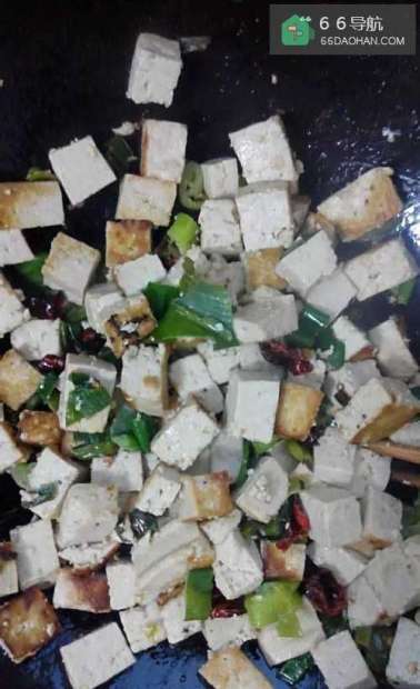 家常菜小葱炒豆腐
