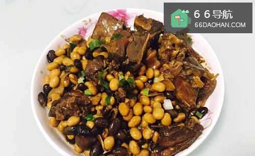 腊鸭炖黄豆的做法——适合女性经常吃的菜!