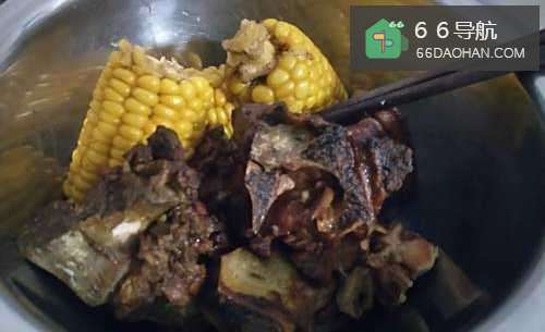 大骨头（猪脊骨）的做法