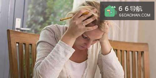 领导让你做他的事还不给好脸色怎么办