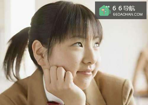 初中女生遇到特别喜欢的人而他不喜欢自己怎么办