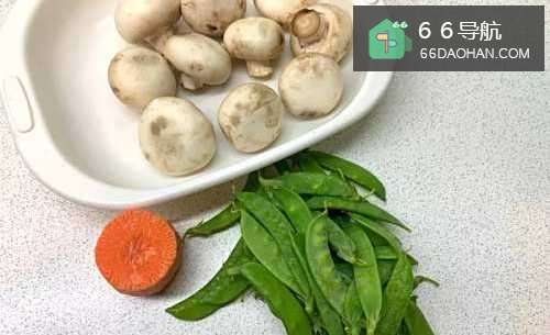 怎样做出家常菜系列之蘑菇荷兰豆