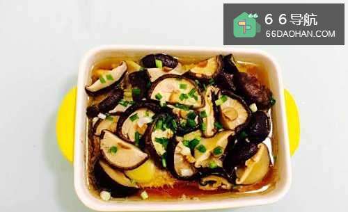 香菇蒸鸡腿的做法!鸡腿这么做才入味!