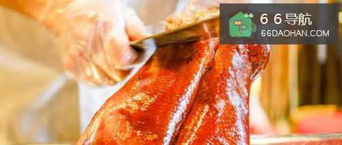 脆皮烤鸭的制作过程