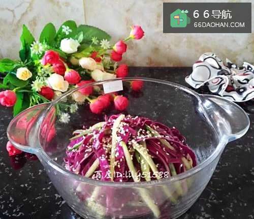 凉拌紫甘蓝黄瓜的做法