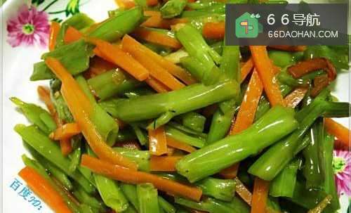家常菜系胡萝卜炒空心菜杆