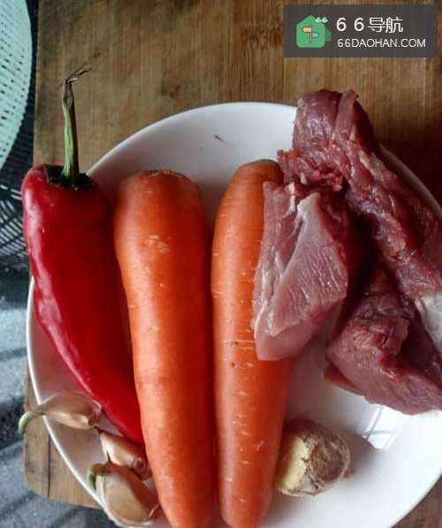 如何做出美味可口的胡萝卜丝炒肉丝