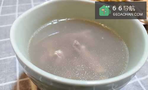 猪肚莲子汤的做法