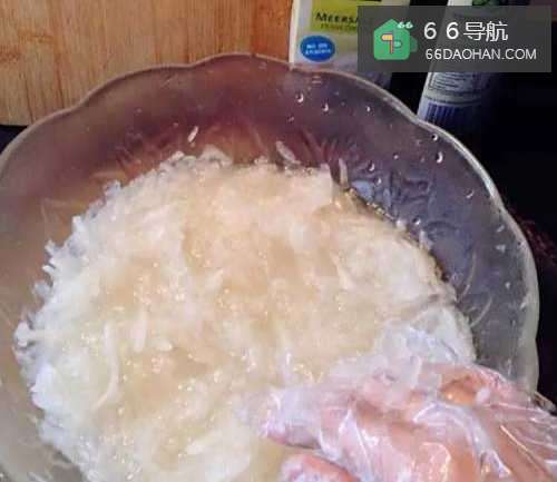 如何制作香菜萝卜丸子