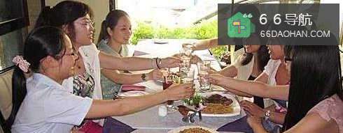 工作当中被同事排挤了怎么办