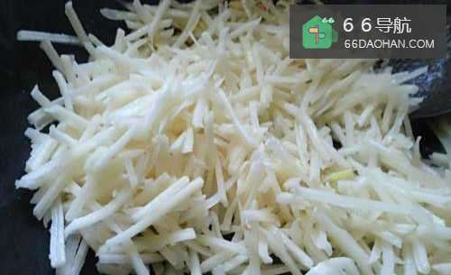 在家制做家常土豆丝的要点？简单又快捷的方法。