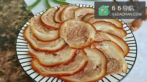 简单易学的卤猪肘子的家常做法