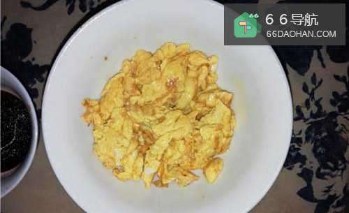 怎么样做简单的家常菜快炒鸡蛋