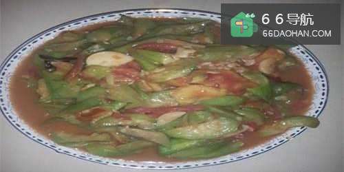 简单几步做出美味的丝瓜炒番茄