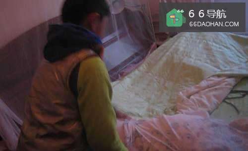 怎样教孩子套枕头芯