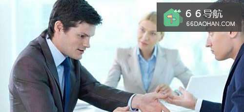 怎么去应对自私自利的人