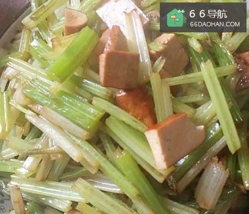 家常菜之香干炒芹菜的做法