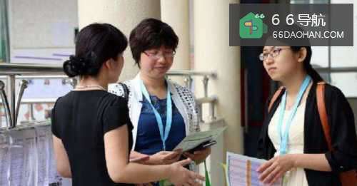 家长委托你说,让他孩子当班干部,你怎么办?