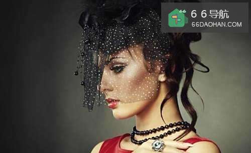 搭讪法则:让牵手合理化