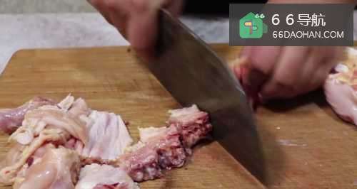 教你做正宗新疆大盘鸡，鸡肉软烂脱骨