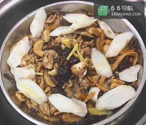 山药木耳金針红枣蒸鸡