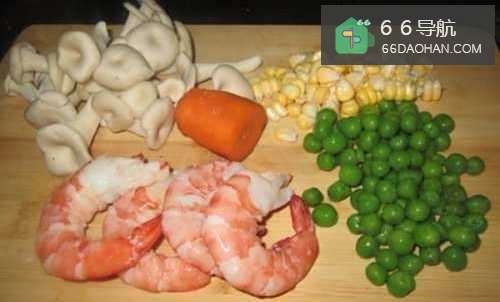 【菌菇豌豆虾汤】简单做法