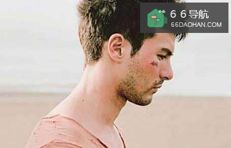 朋友的老婆出轨了,怎么安慰他?