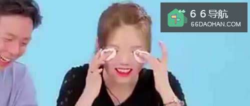 女朋友对男朋友不满意男朋友该如何做